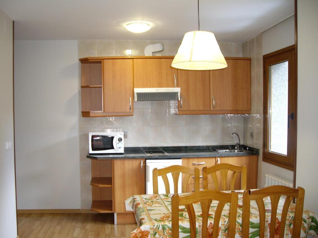 Apartamentos Sant Roma アリンサル 部屋 写真